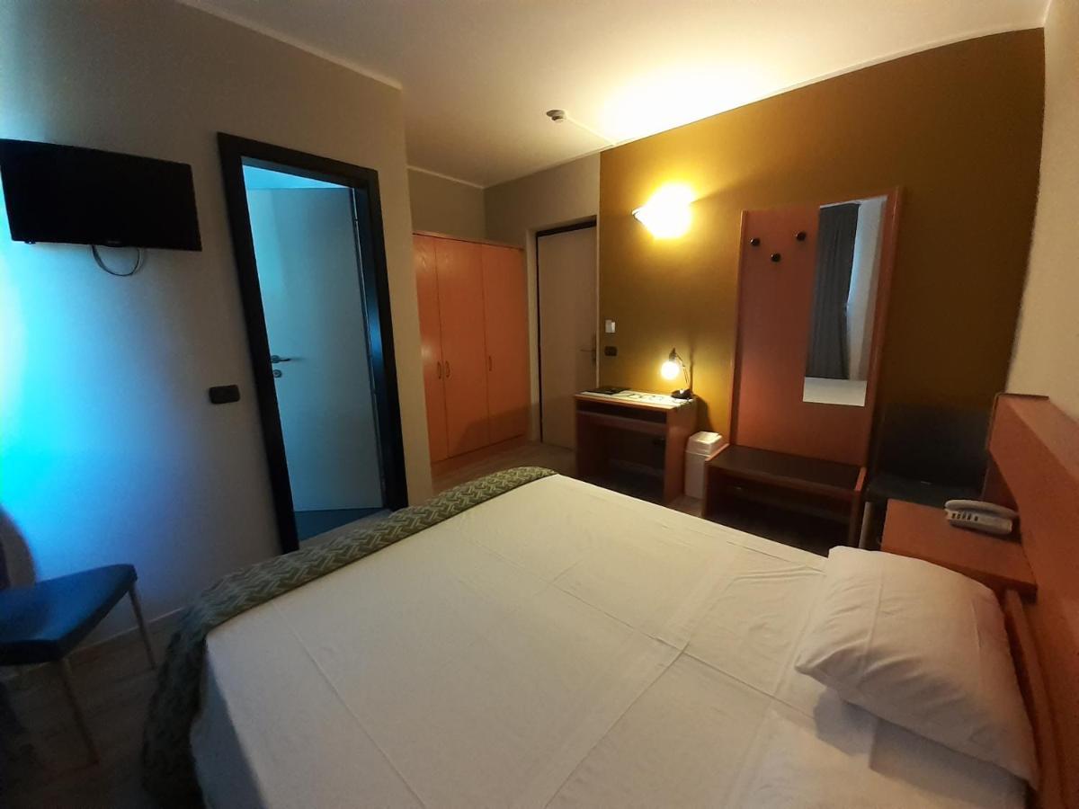 Double Room Pool View