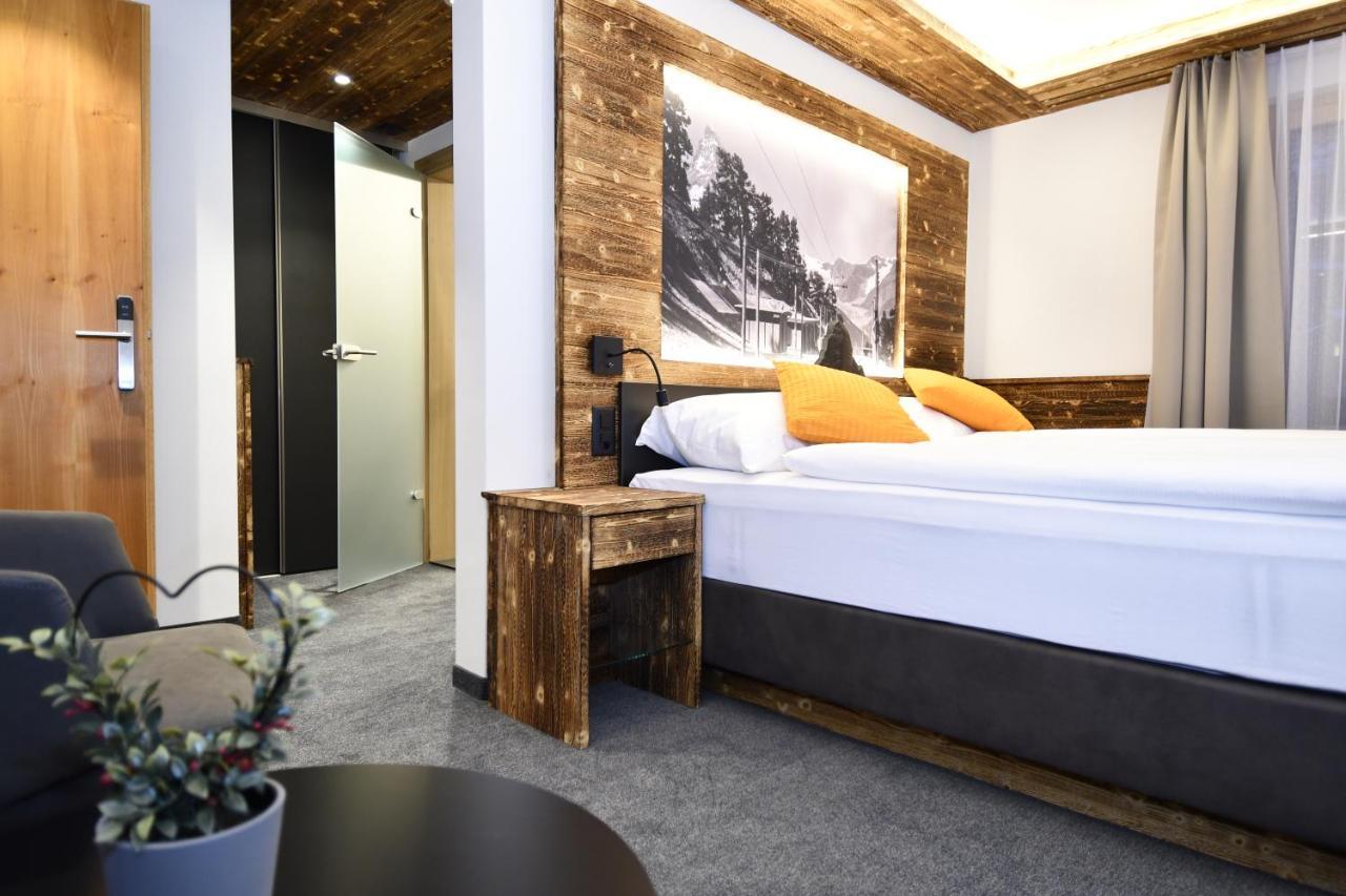 Deluxe Double Room Matterhorn View