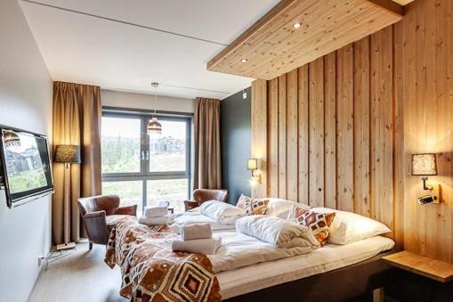 Double Room Mountain View