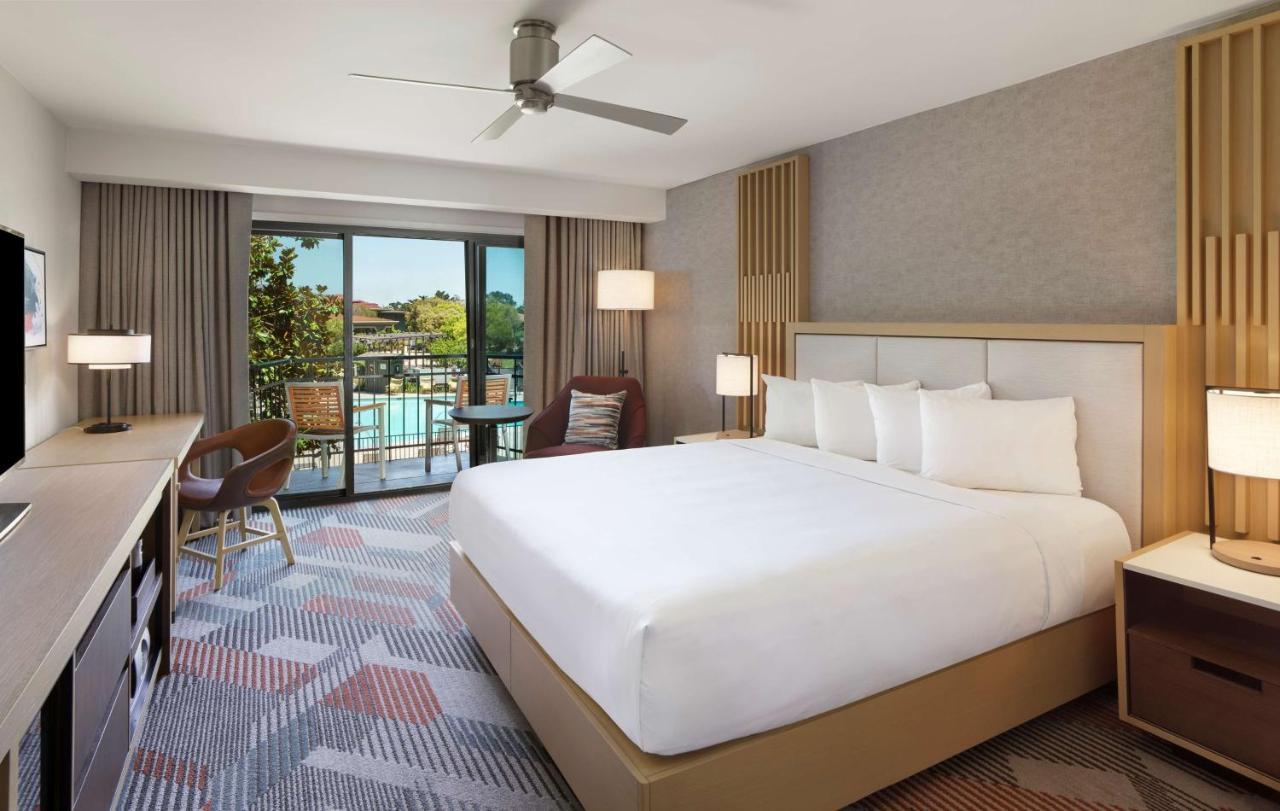 King Room with Balcony and Golf Course View