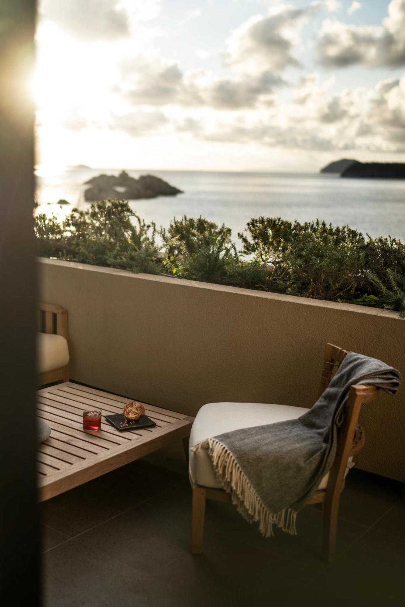 Suíte Ambassador com Vista do Mar e Varanda