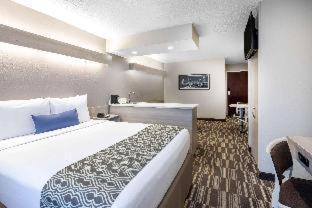 Queen Studio Suite Non-Smoking