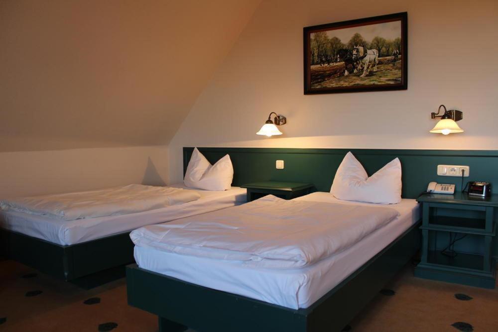 Großes Zweibettzimmer