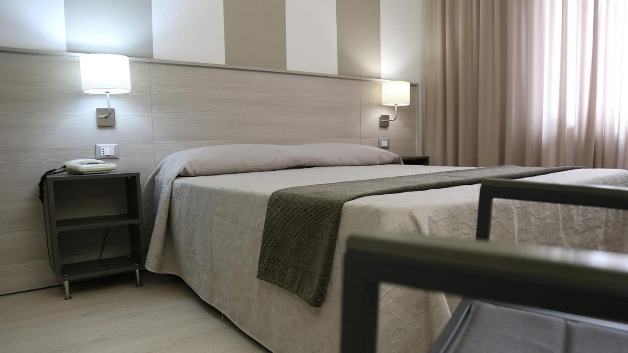 Superior Double or Twin Room,1030955230:JPEG