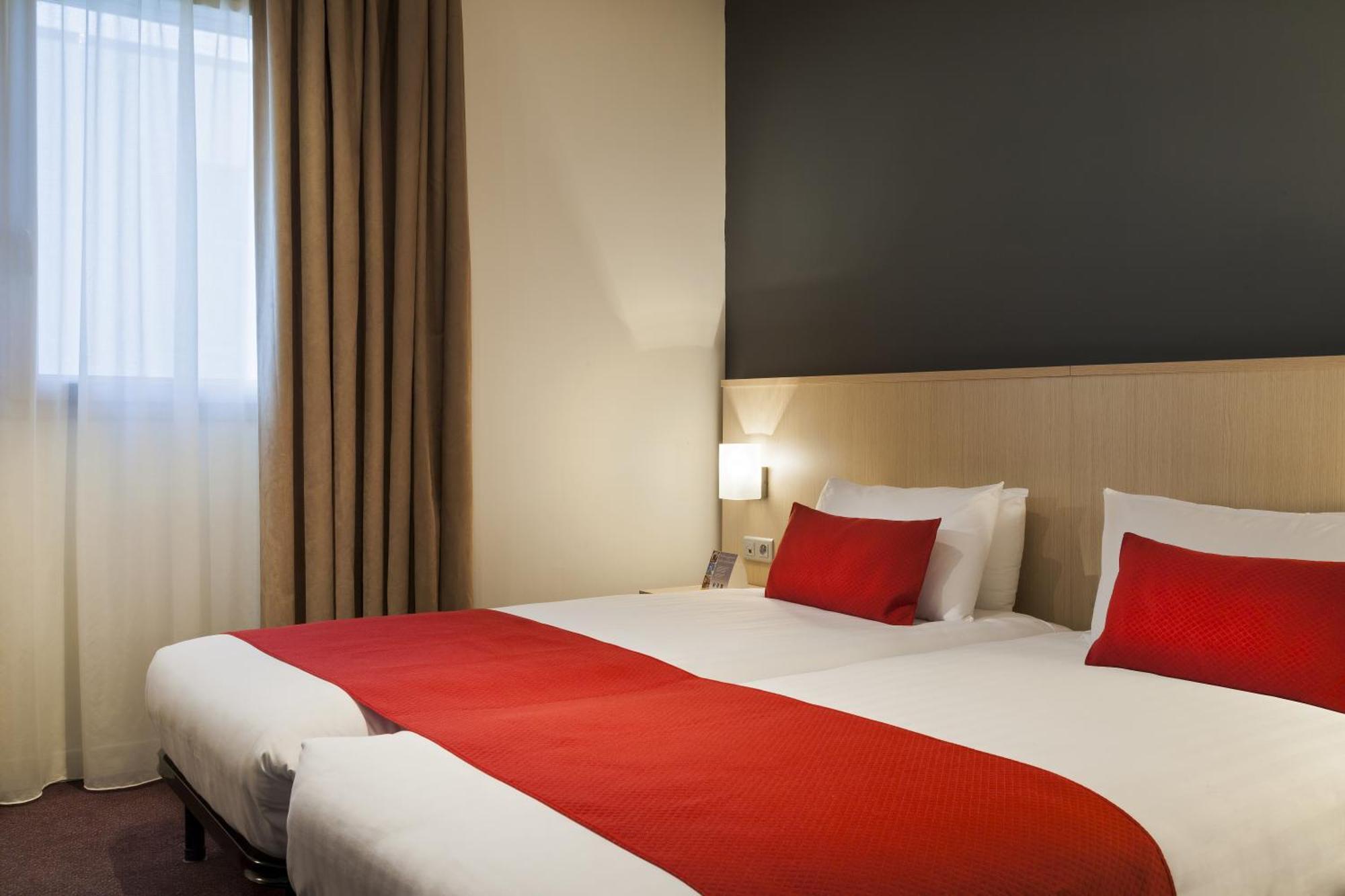 Standard Twin Room,1273864336:JPEG