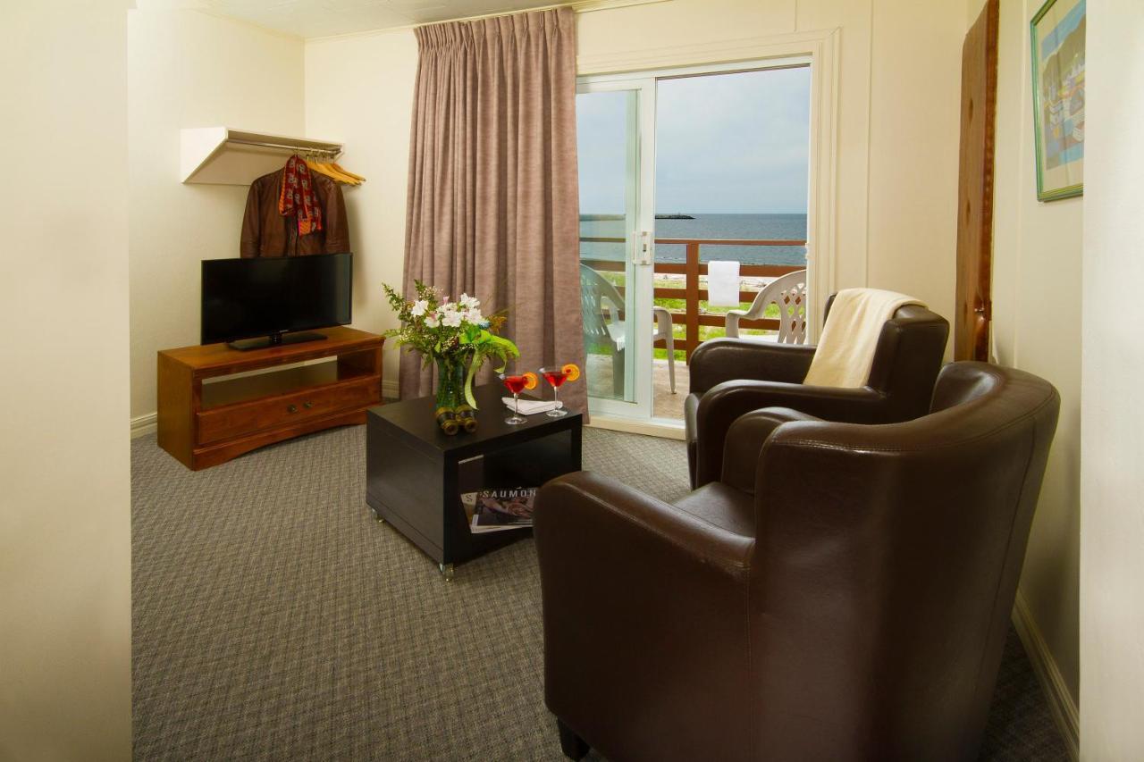 Double Room with Two Double Beds - Sea view - Hotel