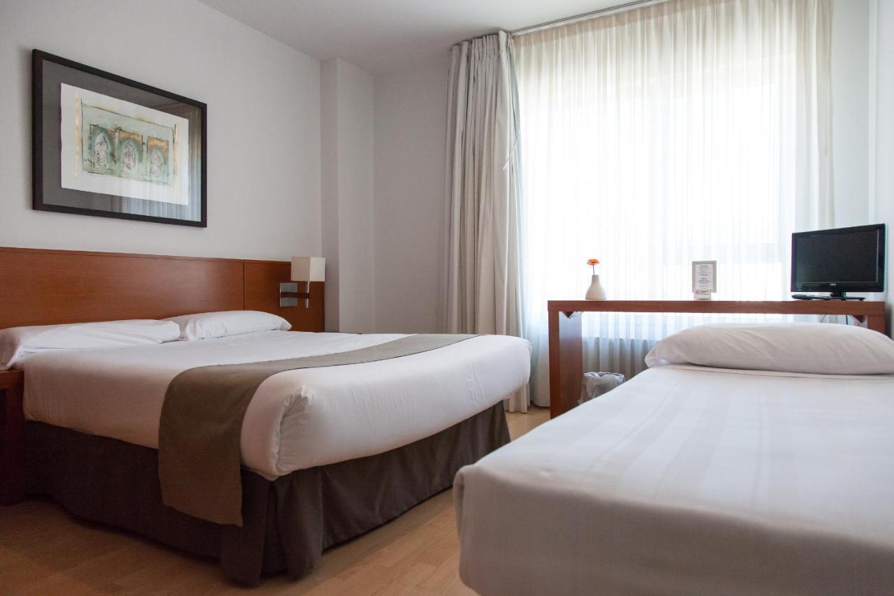Triple Room,1078118134:JPEG
