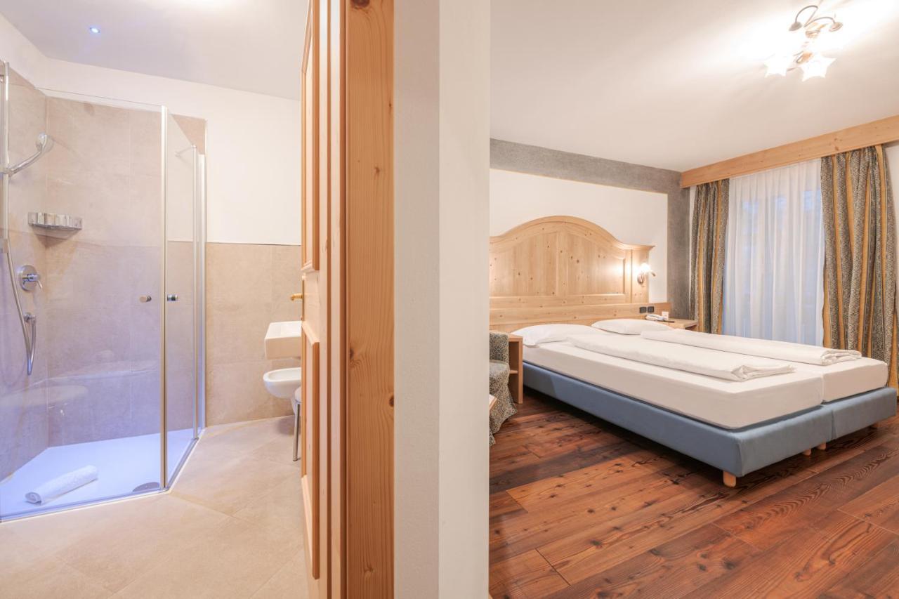 Classic Double Room,1084167934:JPEG