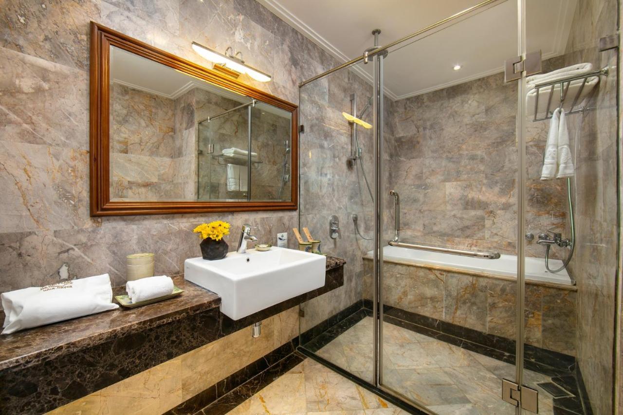 Premier Suite