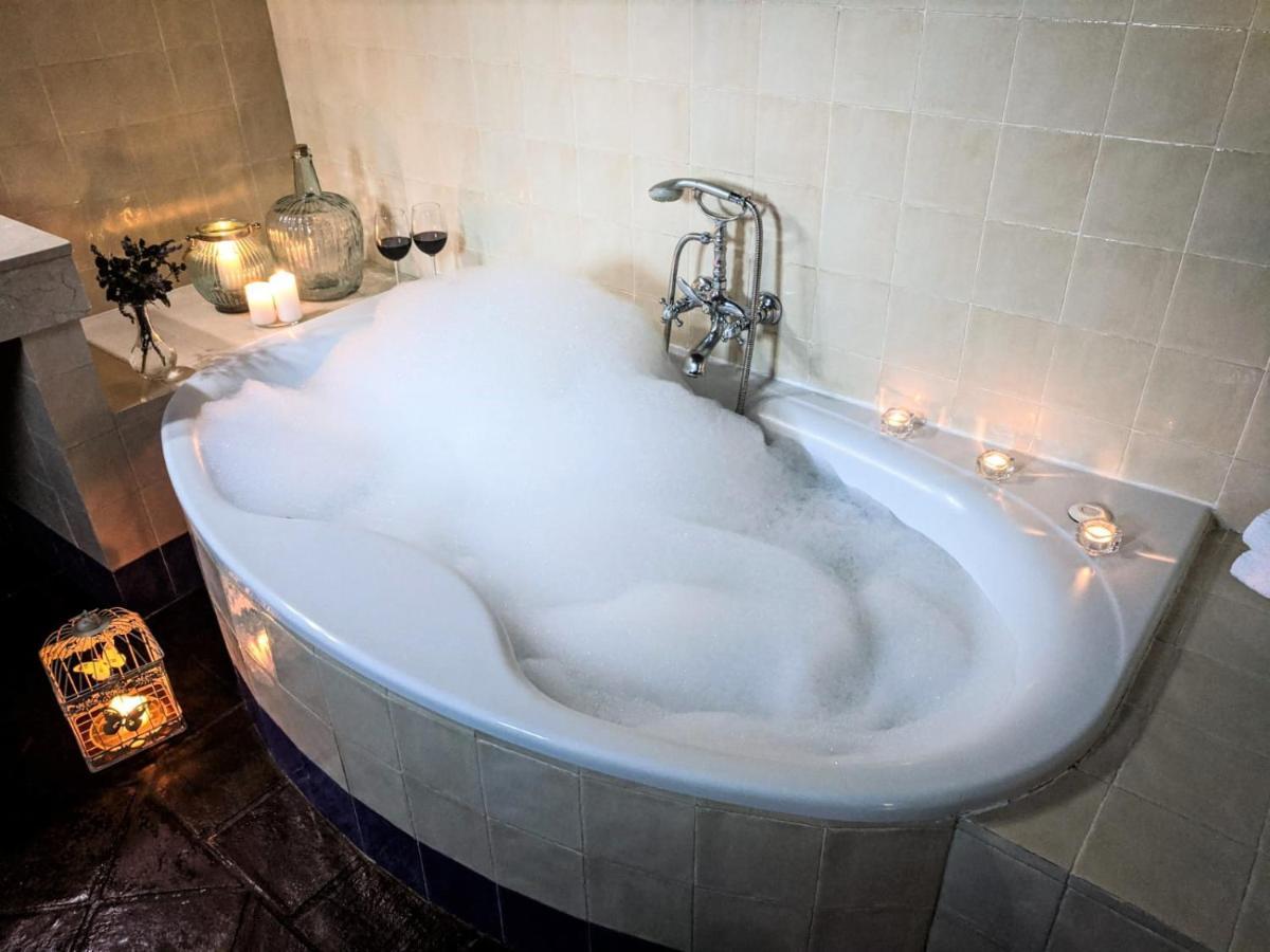 Double Room Spa Bath,1080134185:JPEG