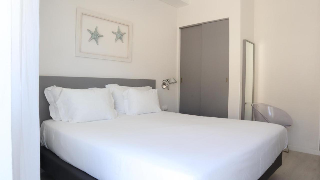 Double Room Side Sea View