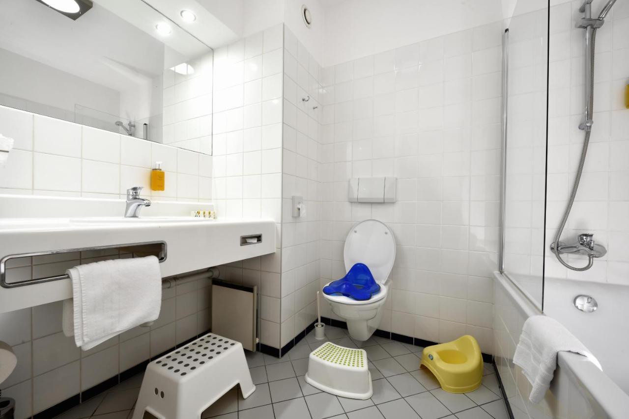 Family Room Bath