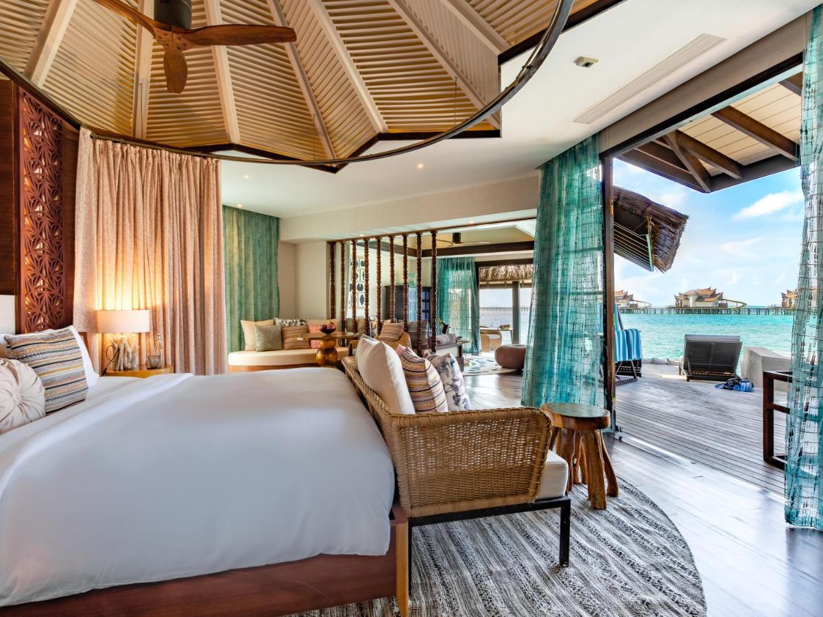 Ocean Pool Suite with Slide 