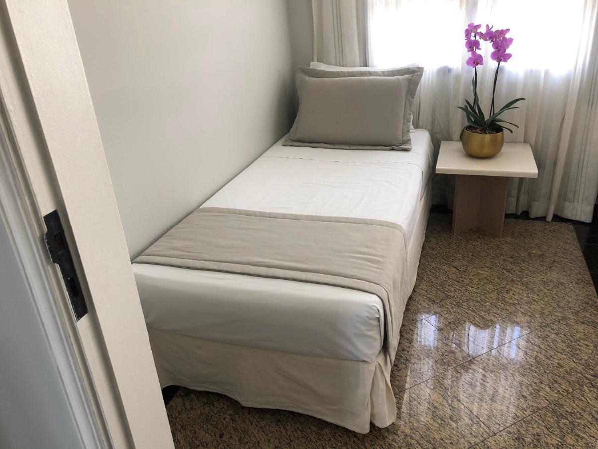 Quarto Triplo com Banheira