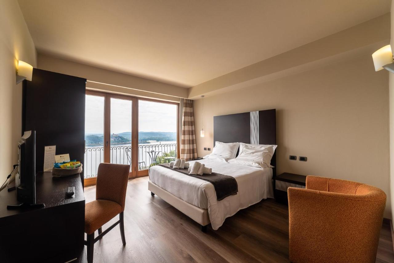 Double or Twin Room Lake View,1096607997:JPEG