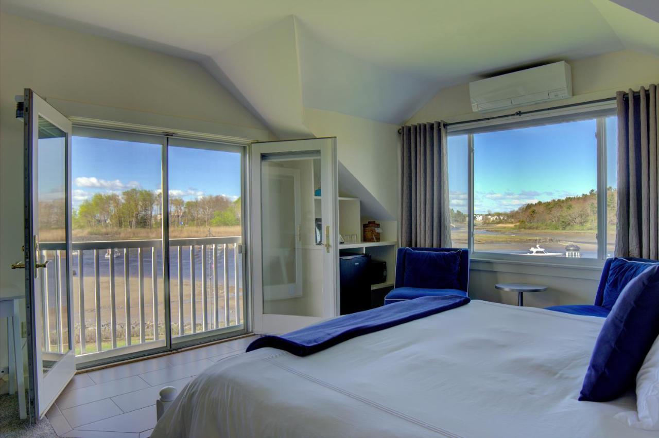 Portside Premium King Waterview