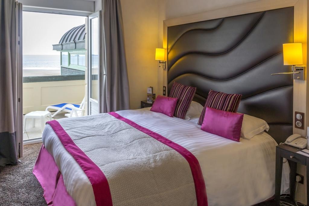 Emeraude Double Room Sea View