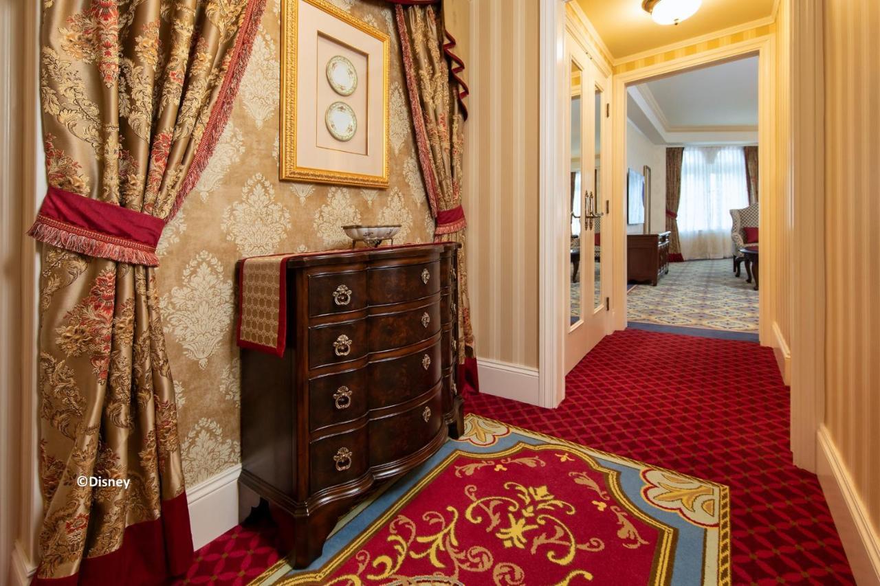 Kingdom Club Suite with King Bed or Two Double Beds