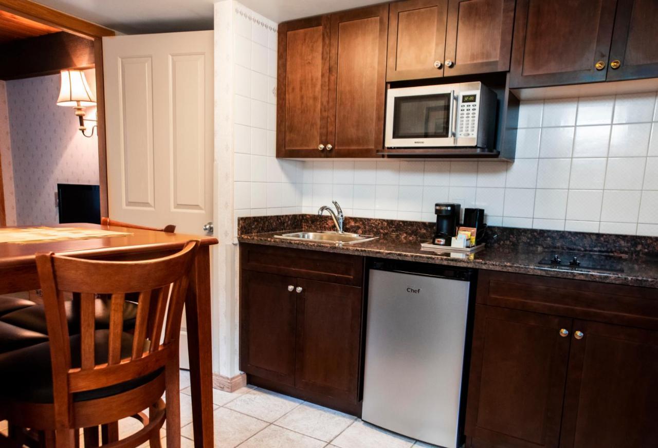 Kitchenette Suite,1107898050:JPEG