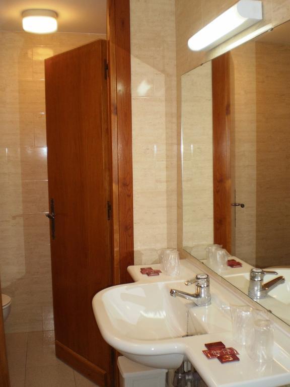Deluxe Studio