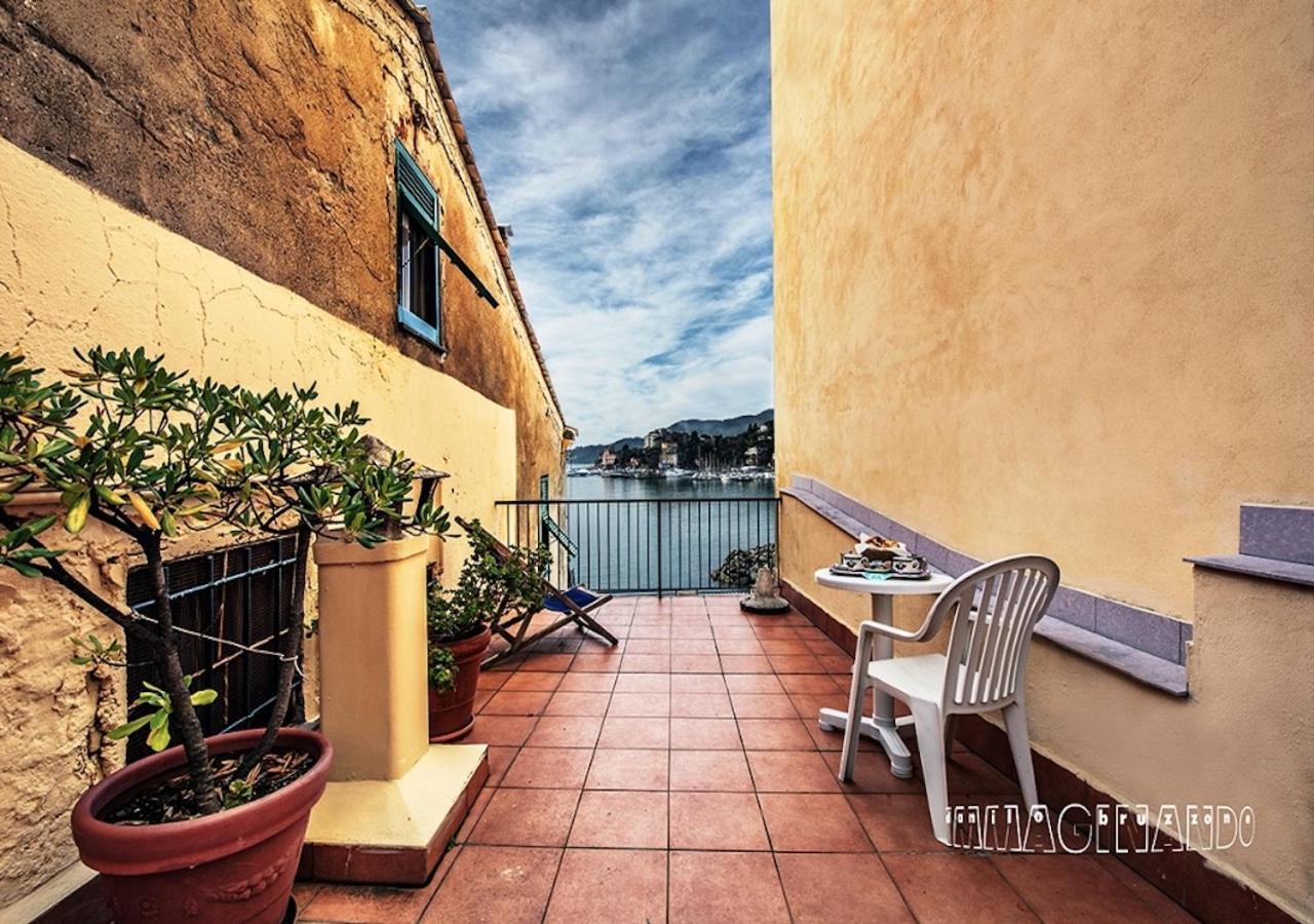Camera Singola con Vista Mare