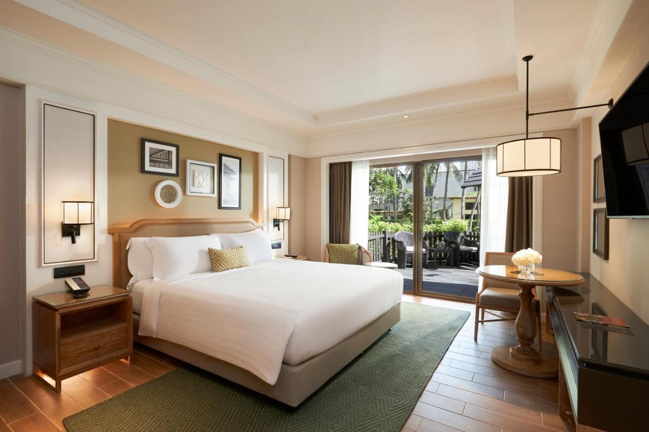 Lanai met Kingsize Bed