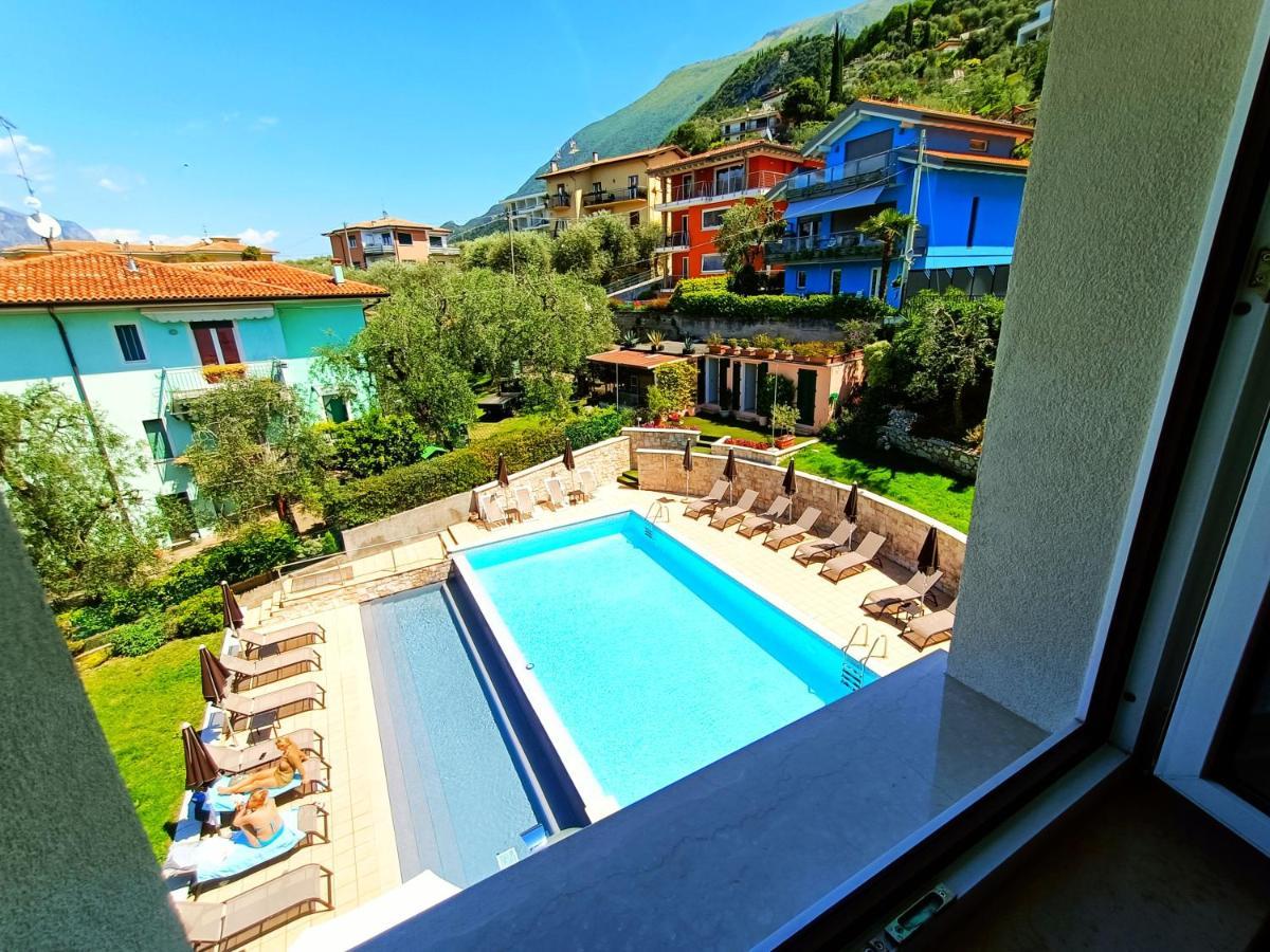 Double Room Pool View