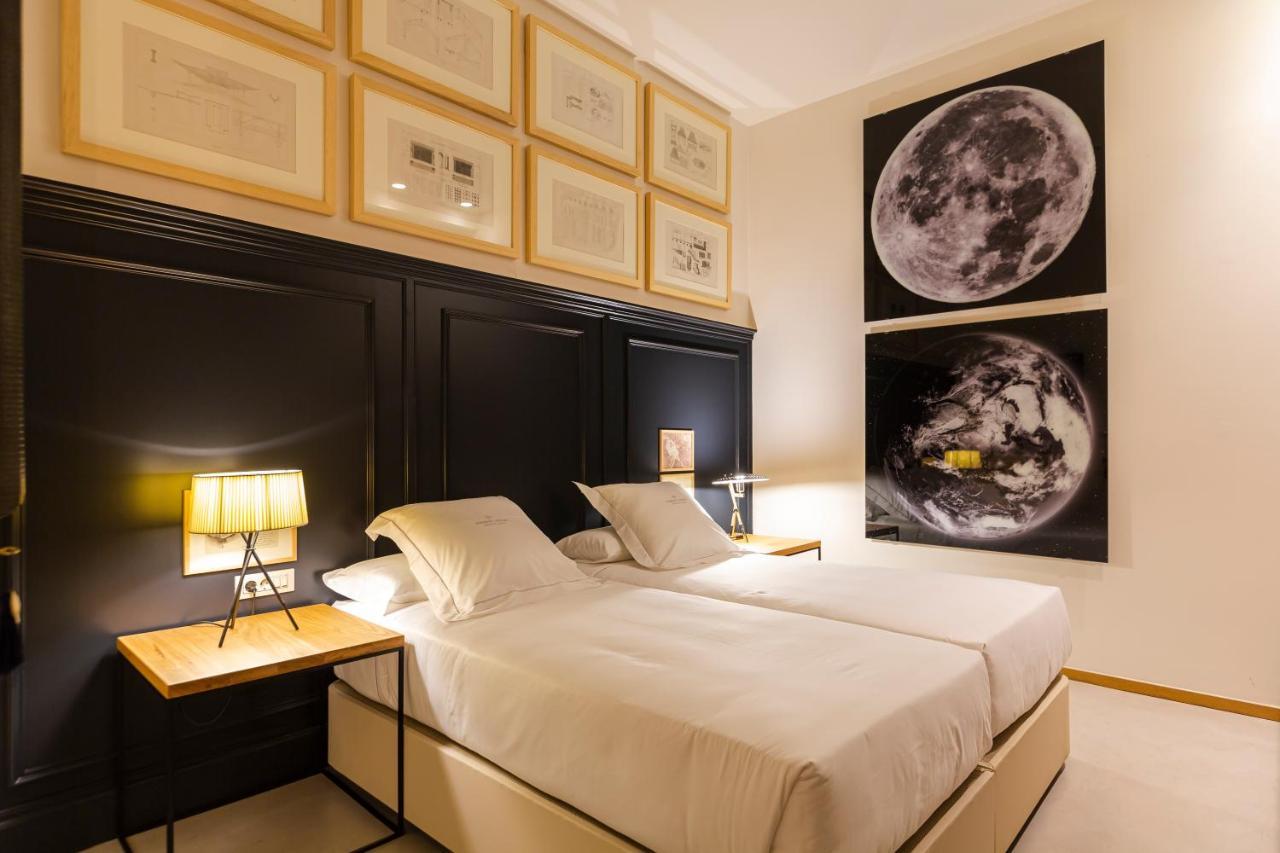 Standard Double Interior Room
