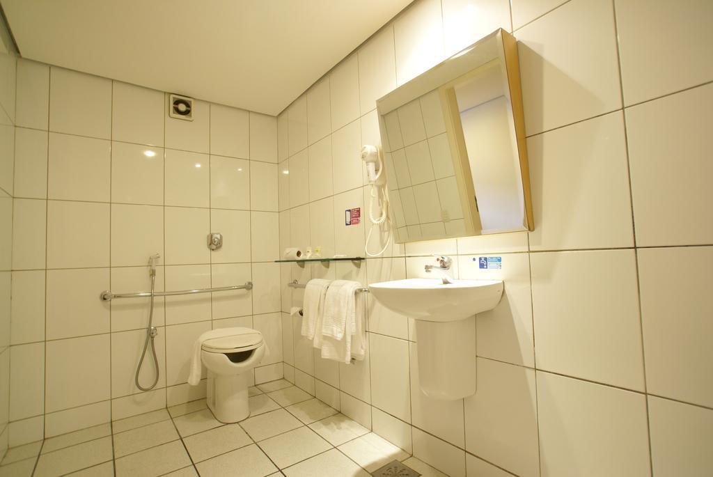 Superior Deluxe Double Room with parcial sea view - Disability Access