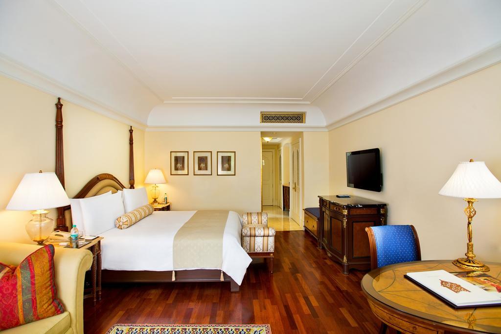 Deluxe Room Balcony overlooking the Poolside or Garden