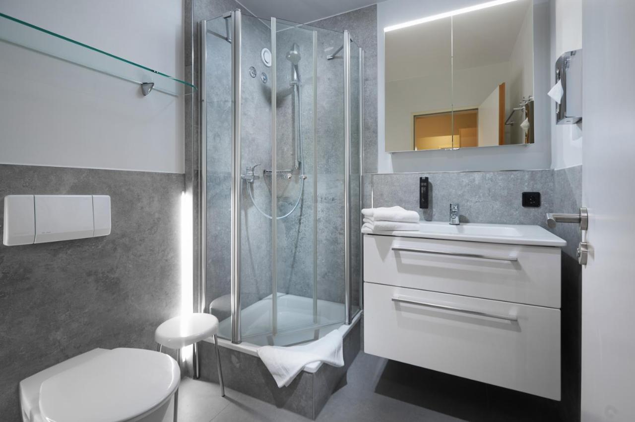 Classic Double Room with Balcony