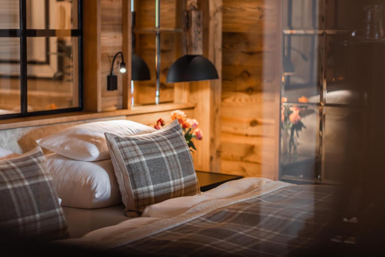 Signature Suite,1141320886:JPEG