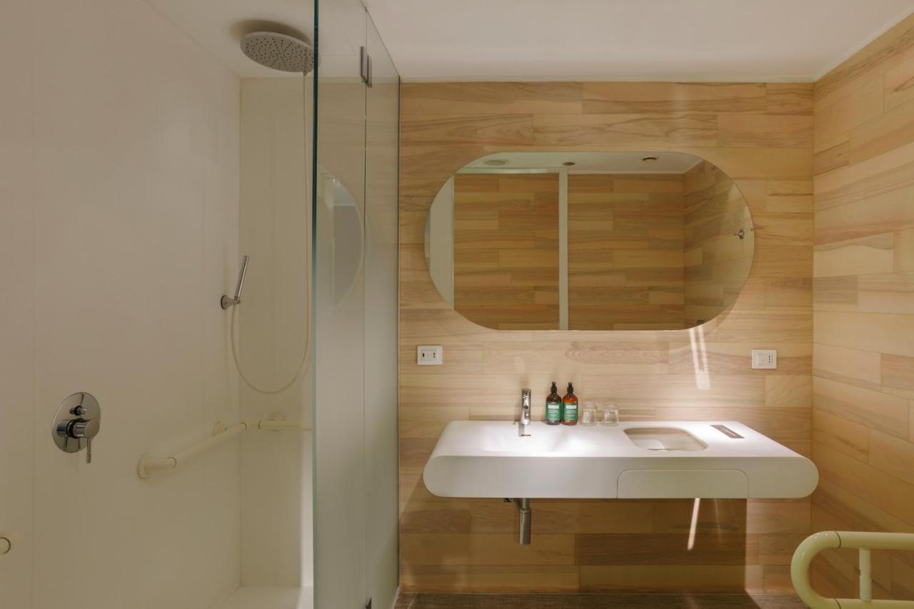 Standard King Room Accessible,1273497547:JPEG