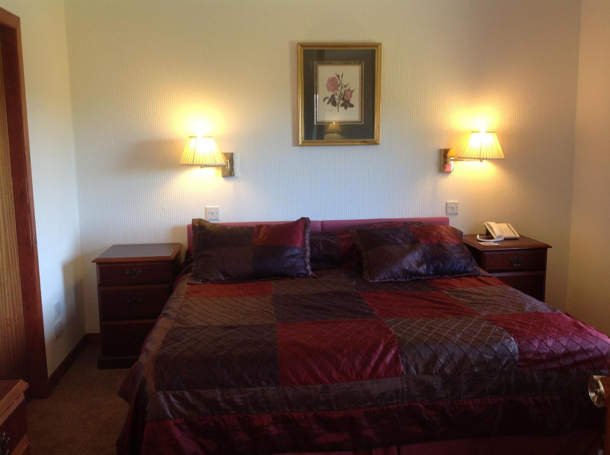 Double or Twin Room with Sea View