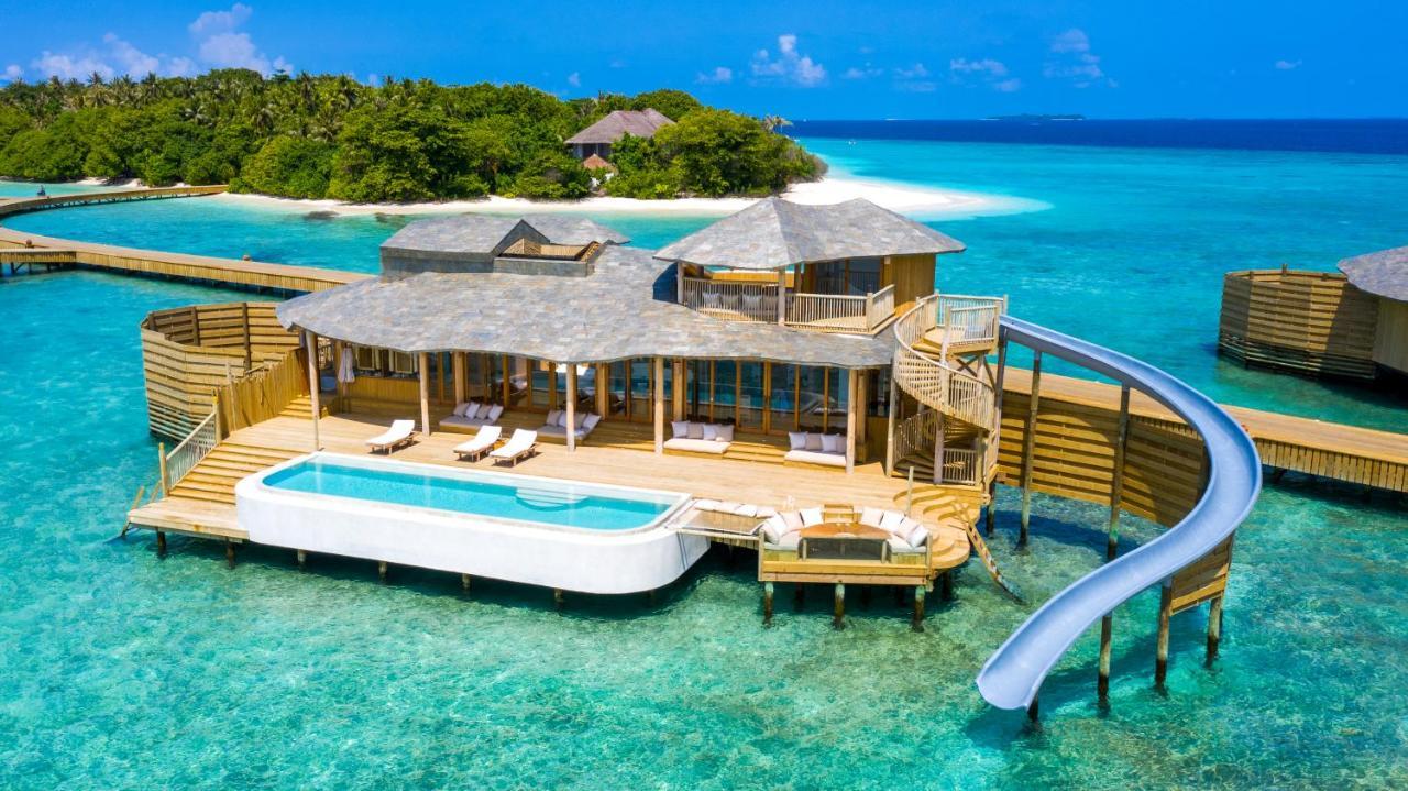 1 Bedroom Water Retreat Slide