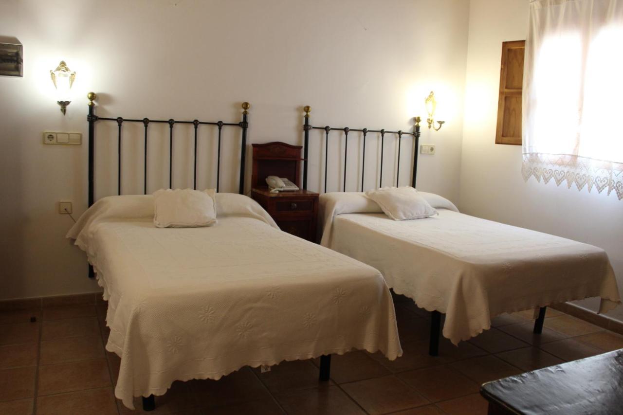 Twin Room,1641733748:JPEG