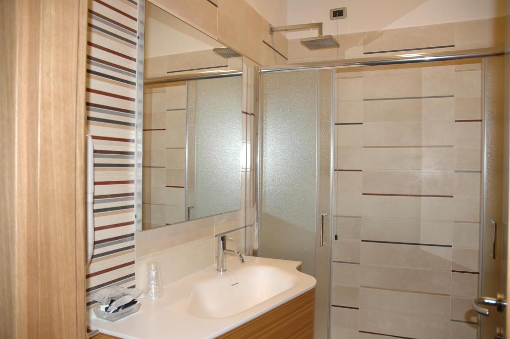 Quarto Comfort com Cama de Casal ou 2 de Solteiro