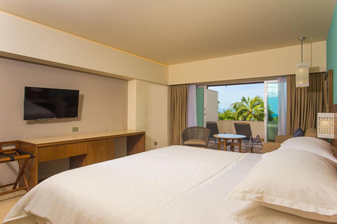 Guest room 1 King Sunterrace view Garden view Low floor,994053181:JPEG