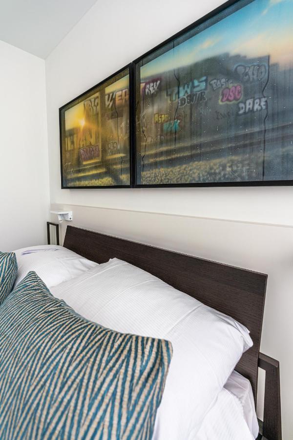 Double Room with Street View - Annex