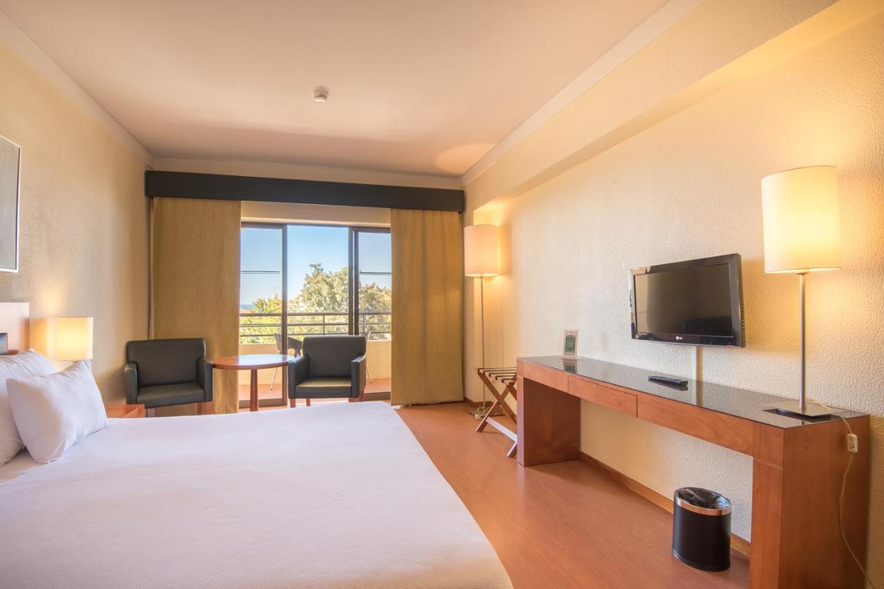 Twin Room Pool View