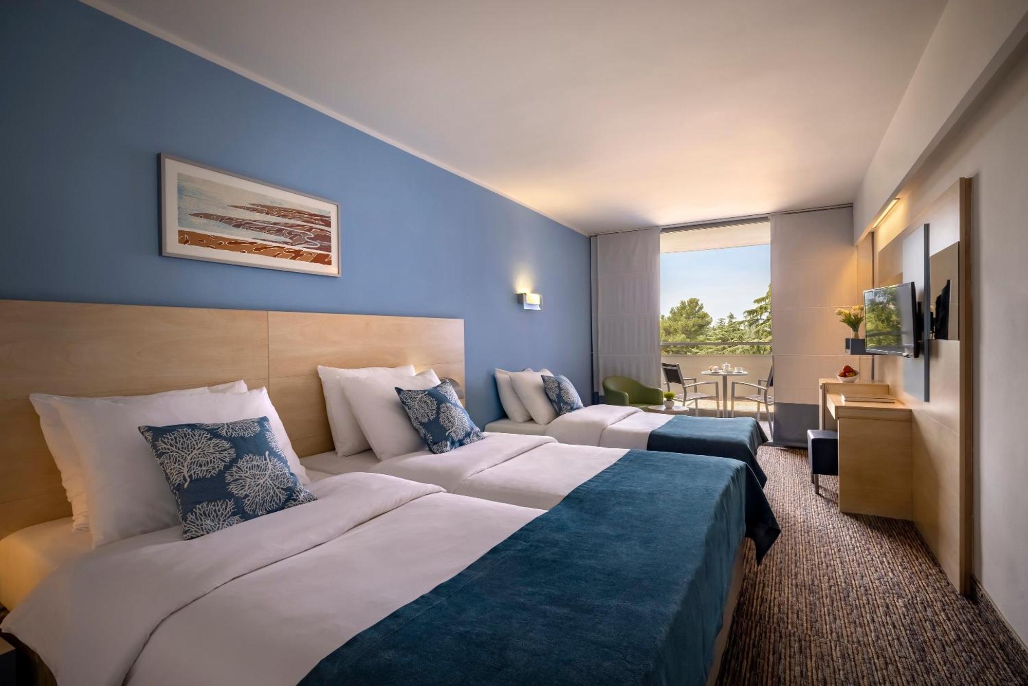 Room 21 Hotel,1247885629:JPEG