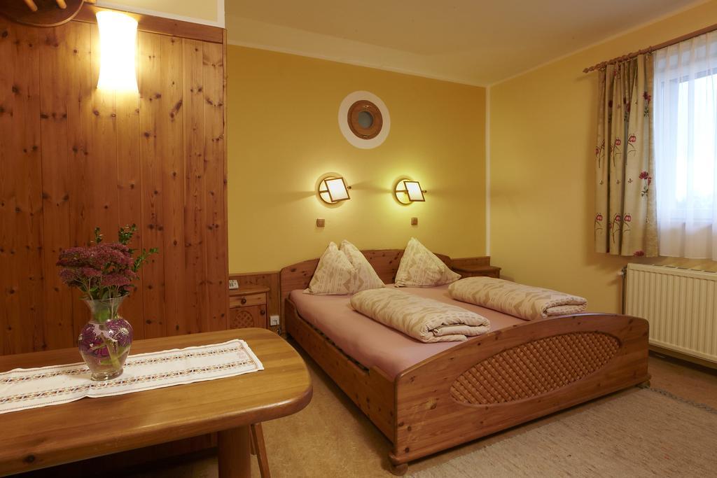 Classic Twin Room,698055723:JPEG