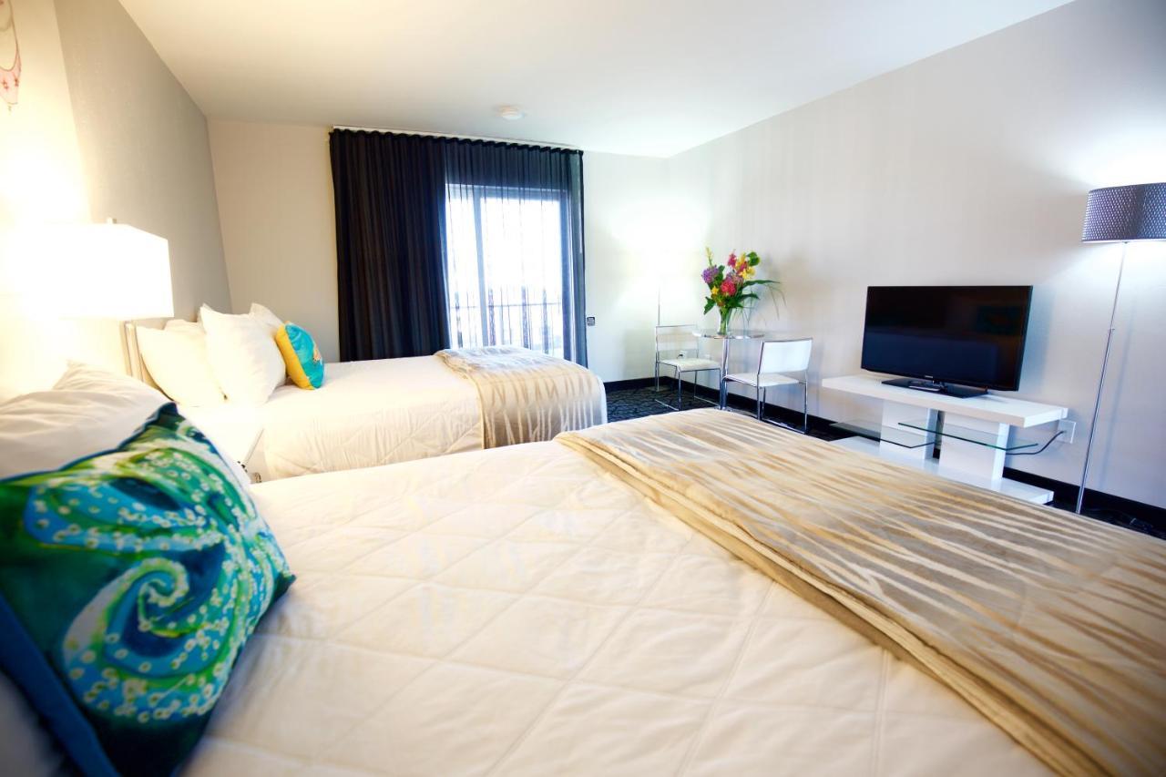 M-3 Two Queen Bed Standard Room (Ocean View)
