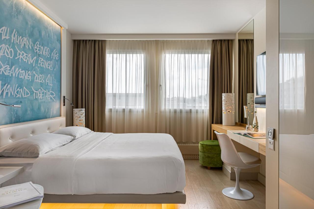 Premium Room,1186626670:JPEG
