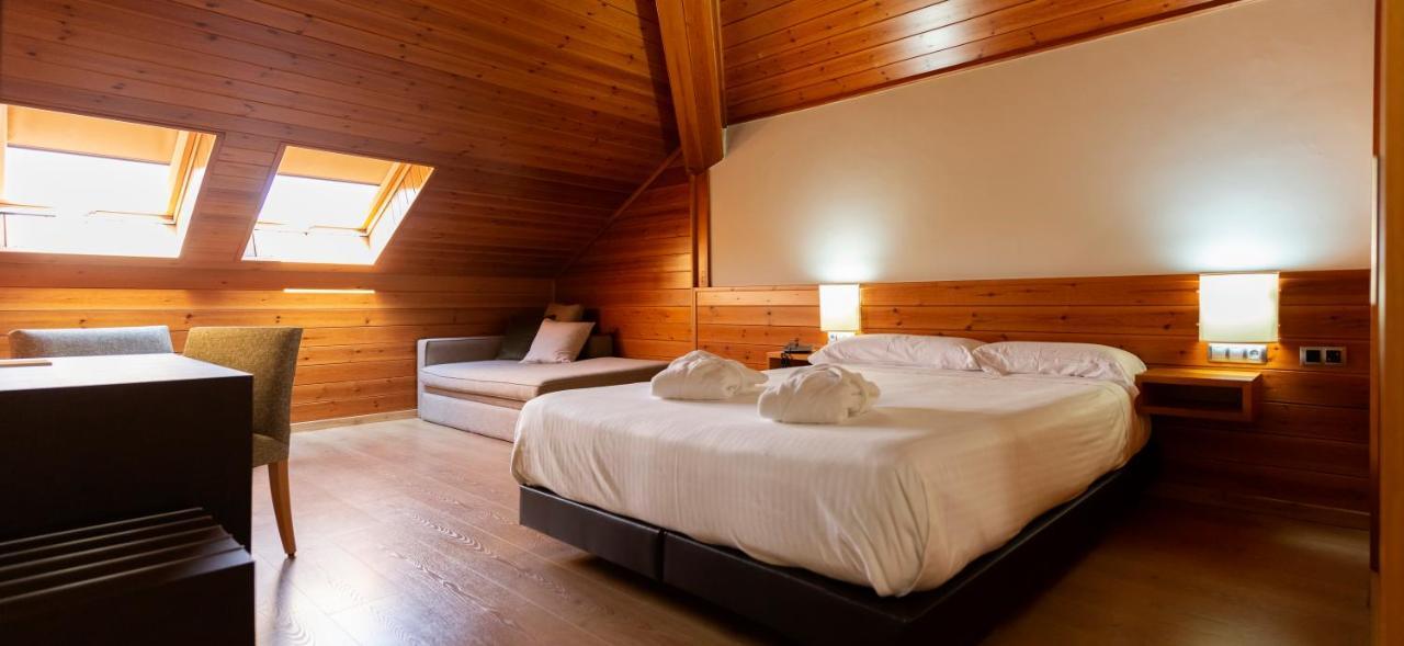 Habitación Triple (2 adultos + 1 niño)
