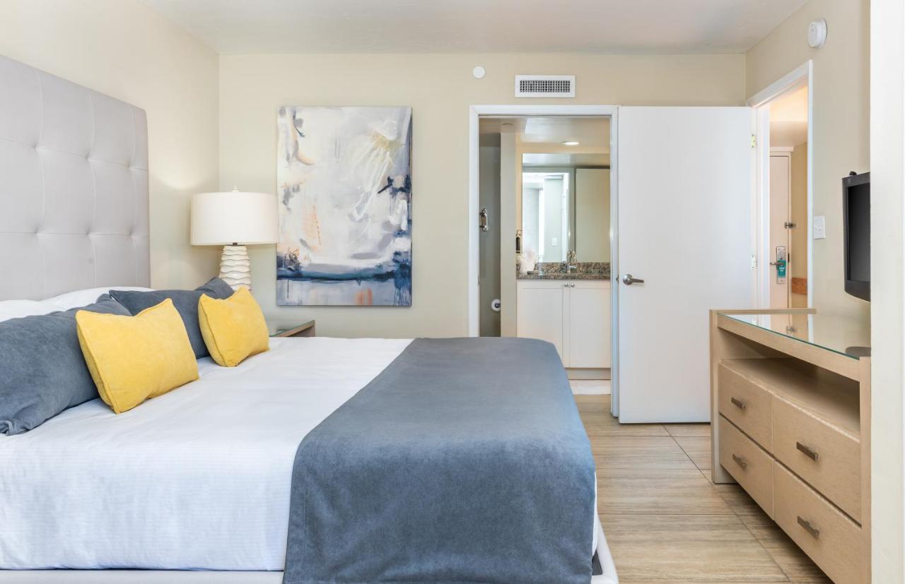 One-Bedroom Suite Gulf View