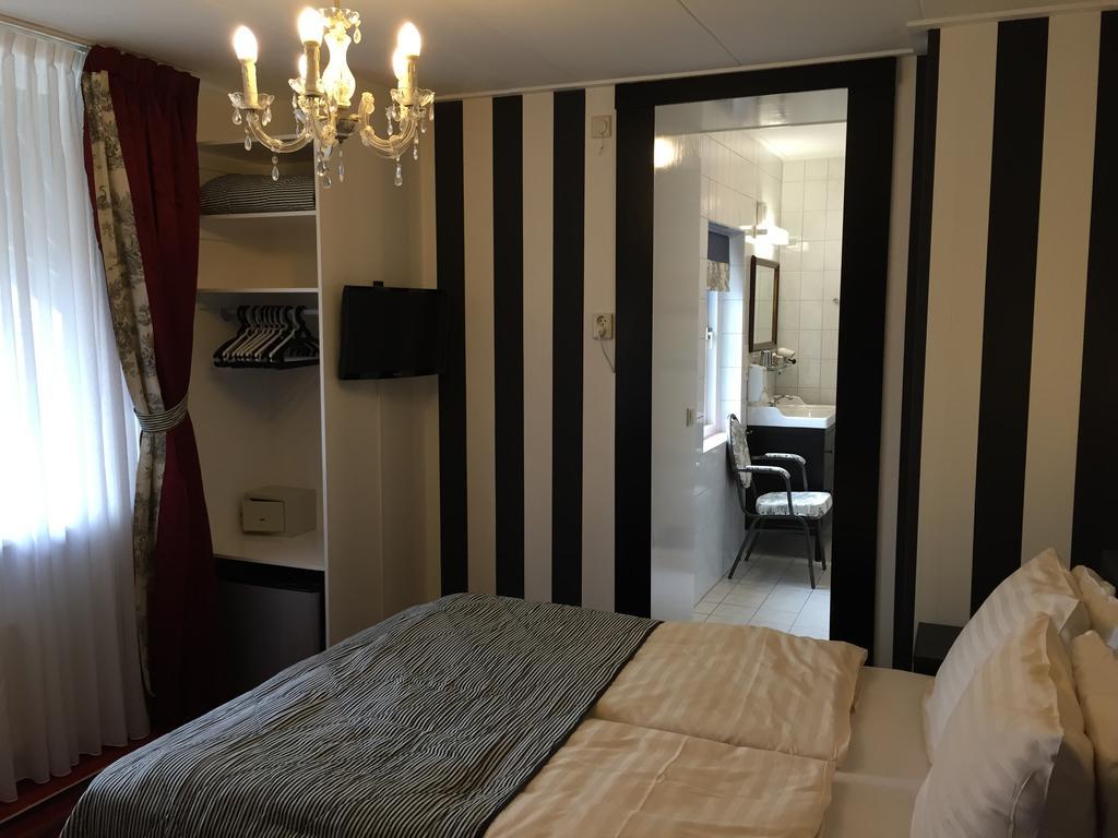 Double Room Street View,1096715538:JPEG