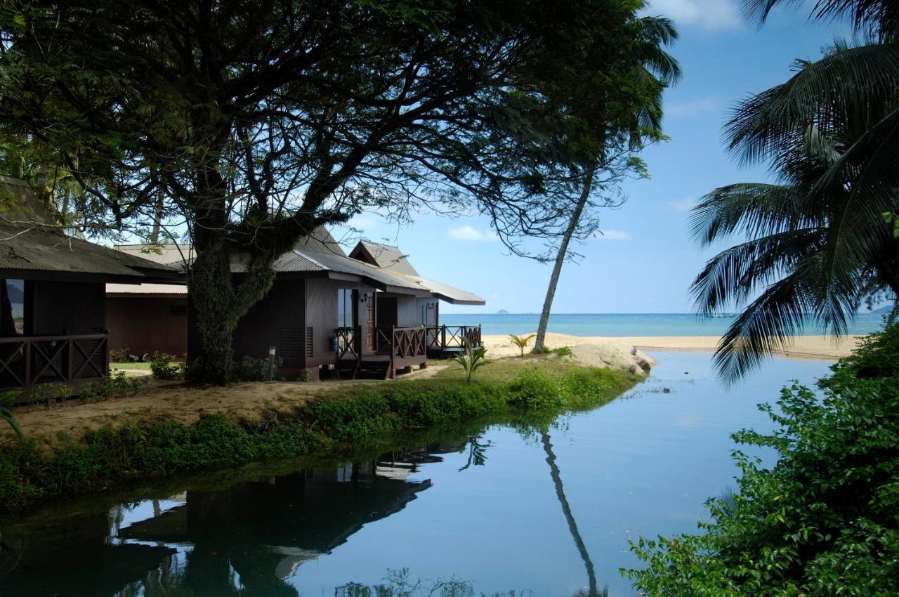 Beach Front Chalet,1309796917:JPEG