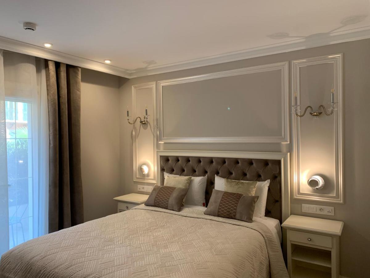 Deluxe Double or Twin Room Garden View