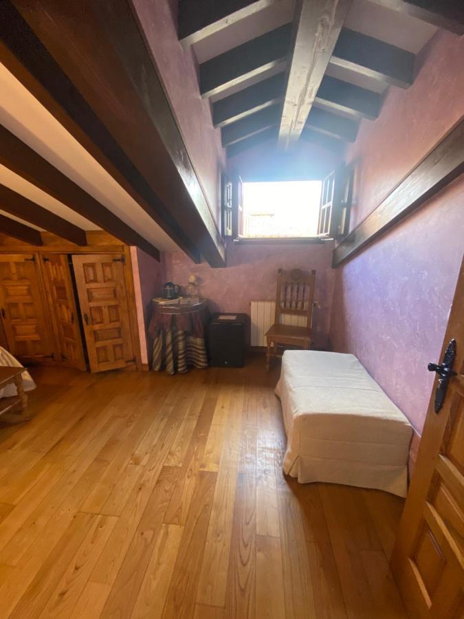 Double Room Attic,1186830856:JPEG